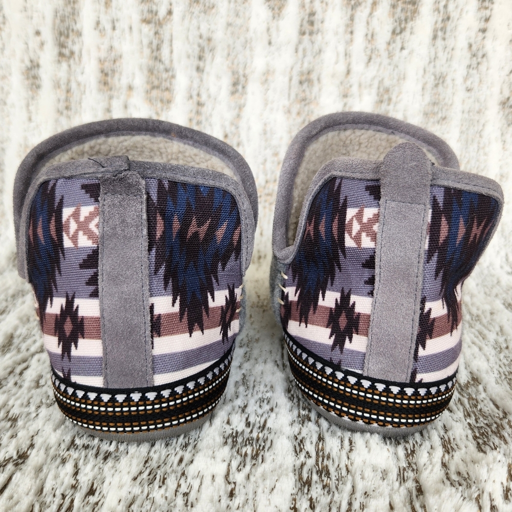 Ariat "Bootie Slipper" Grey Southwestern Aztec Pattern | Women's Size 6.5 - 7 - Picture 4 of 12